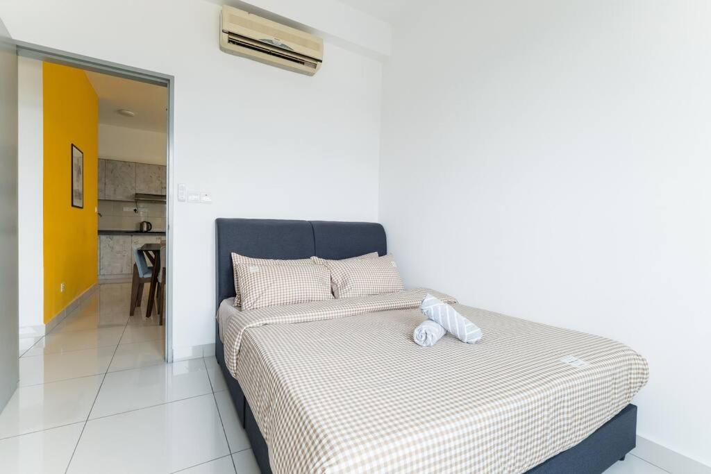 Pangsapuri Tr Lovely 3 Bedroom Unit 6pax Next To Titiwangsa Lrt Kuala Lumpur