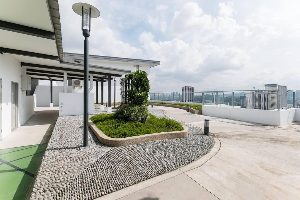 Tr Lovely 3 Bedroom Unit 6pax Next To Titiwangsa Lrt Pangsapuri